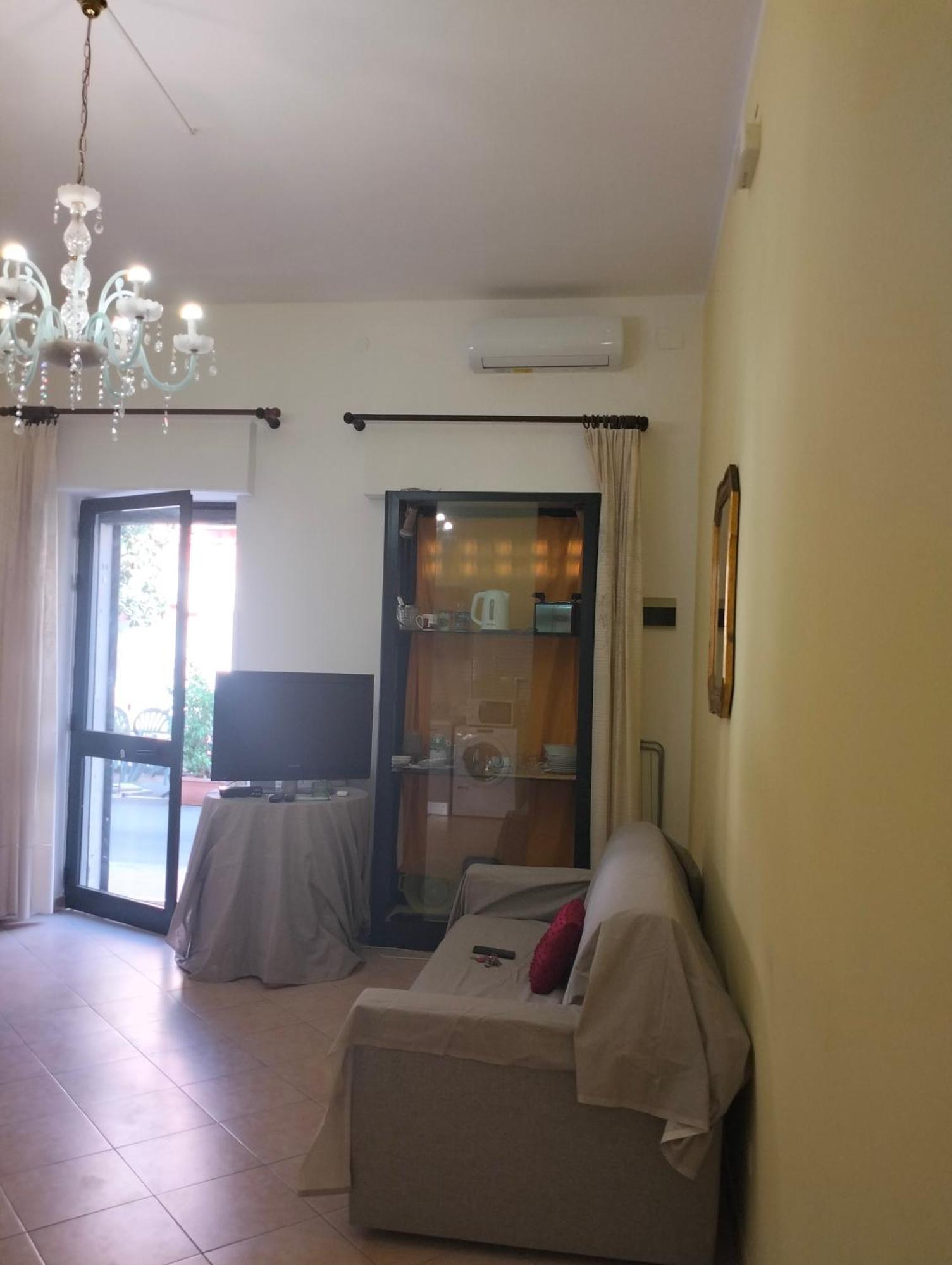 Ferienwohnung Casa Nicole - Letojanni Taormina Exterior foto