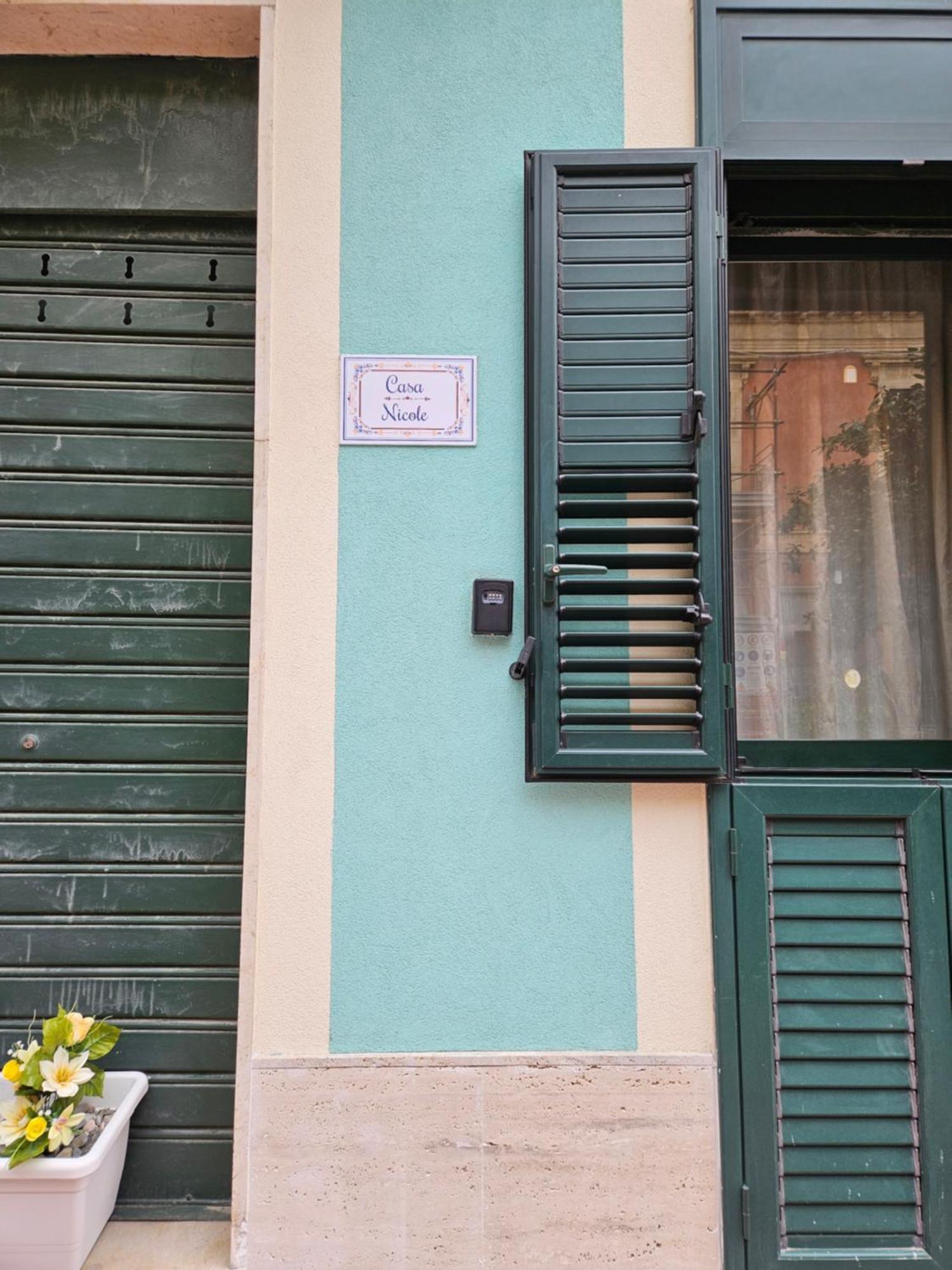 Ferienwohnung Casa Nicole - Letojanni Taormina Exterior foto